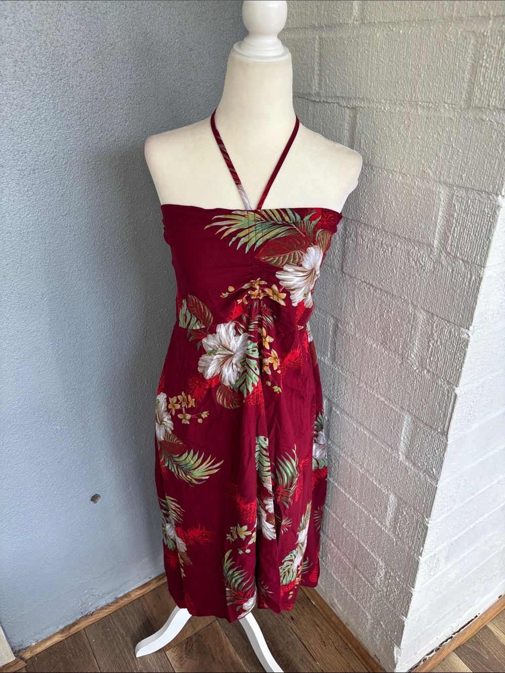 Hawaiian Hangover Red Floral Strapless Sundress with Halter Tie Dress sz L